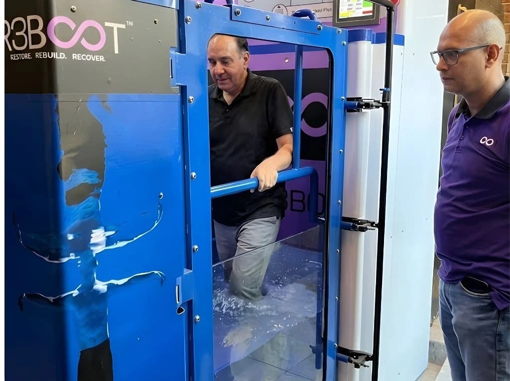 Aqua therapy aqua treadmill at R3BOOT Dadar Mumbai